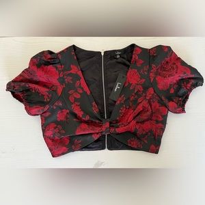 NWT Lulus Black Floral Knot Front Crop Top